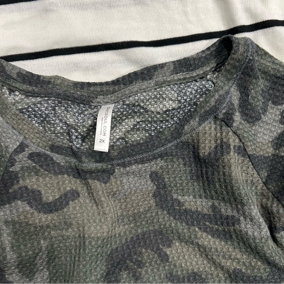 BOUTIQUE 2x top lot X8 - Picture 7 of 7